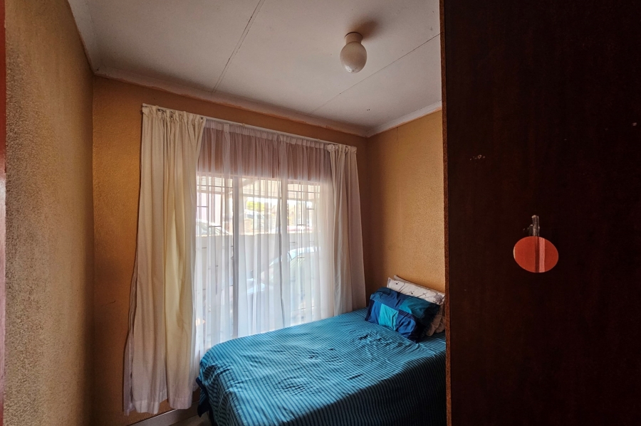 2 Bedroom Property for Sale in Tlhabane West North West
